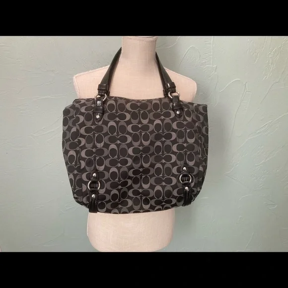 Coach Black Bag - Picture 2 of 9